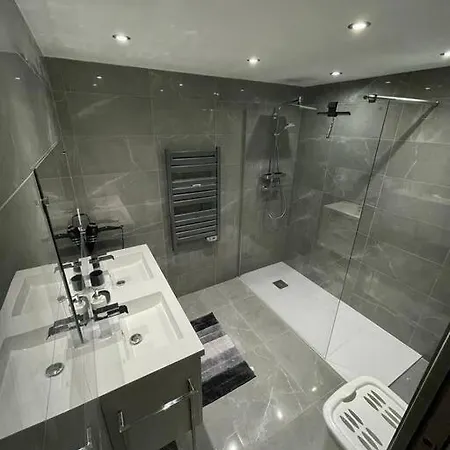 Apartamento 3 Pieces Refait A Neuf. Centre-ville. Menton